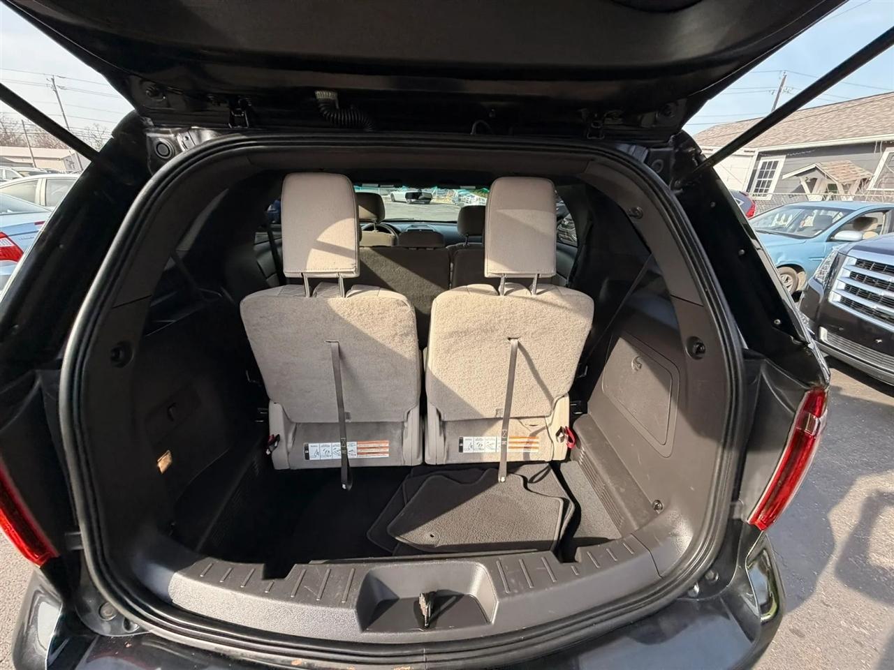 Ford Explorer Base 4WD 2014