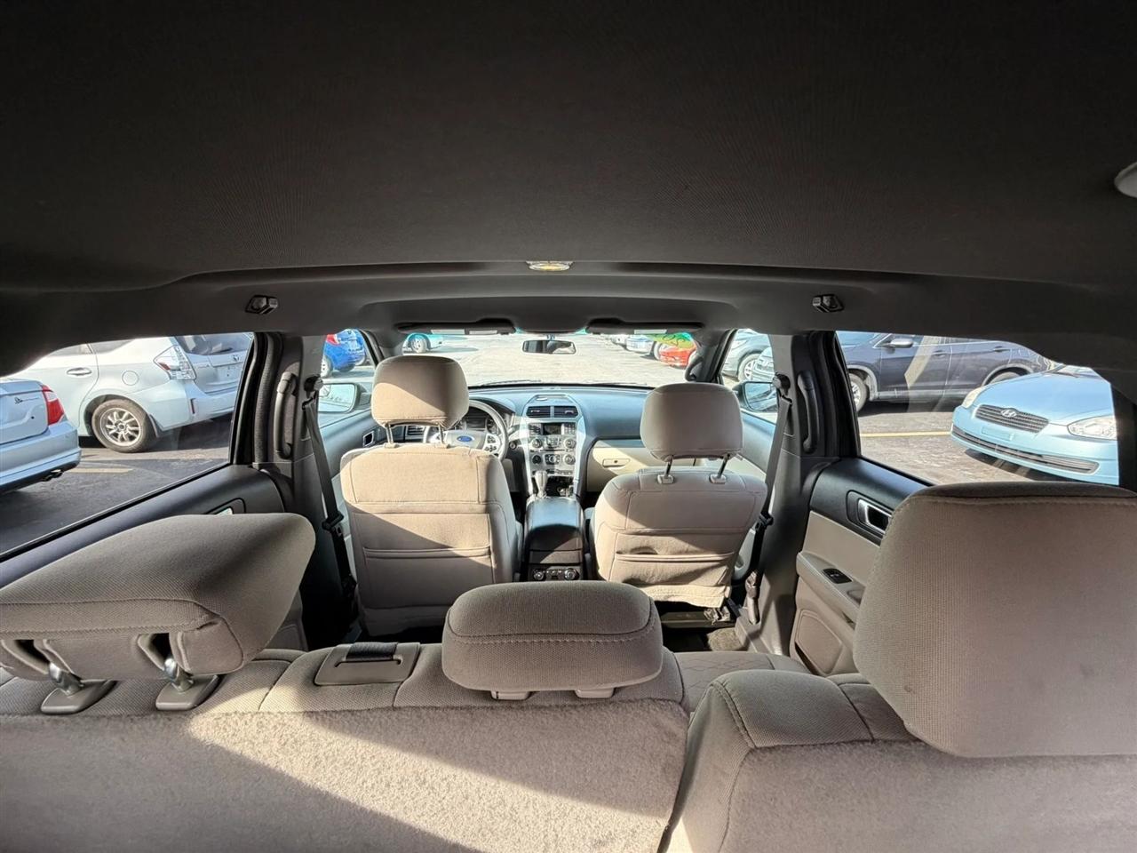 Ford Explorer Base 4WD 2014