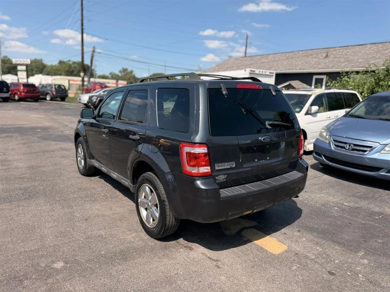 Ford Escape XLT FWD V6 2009