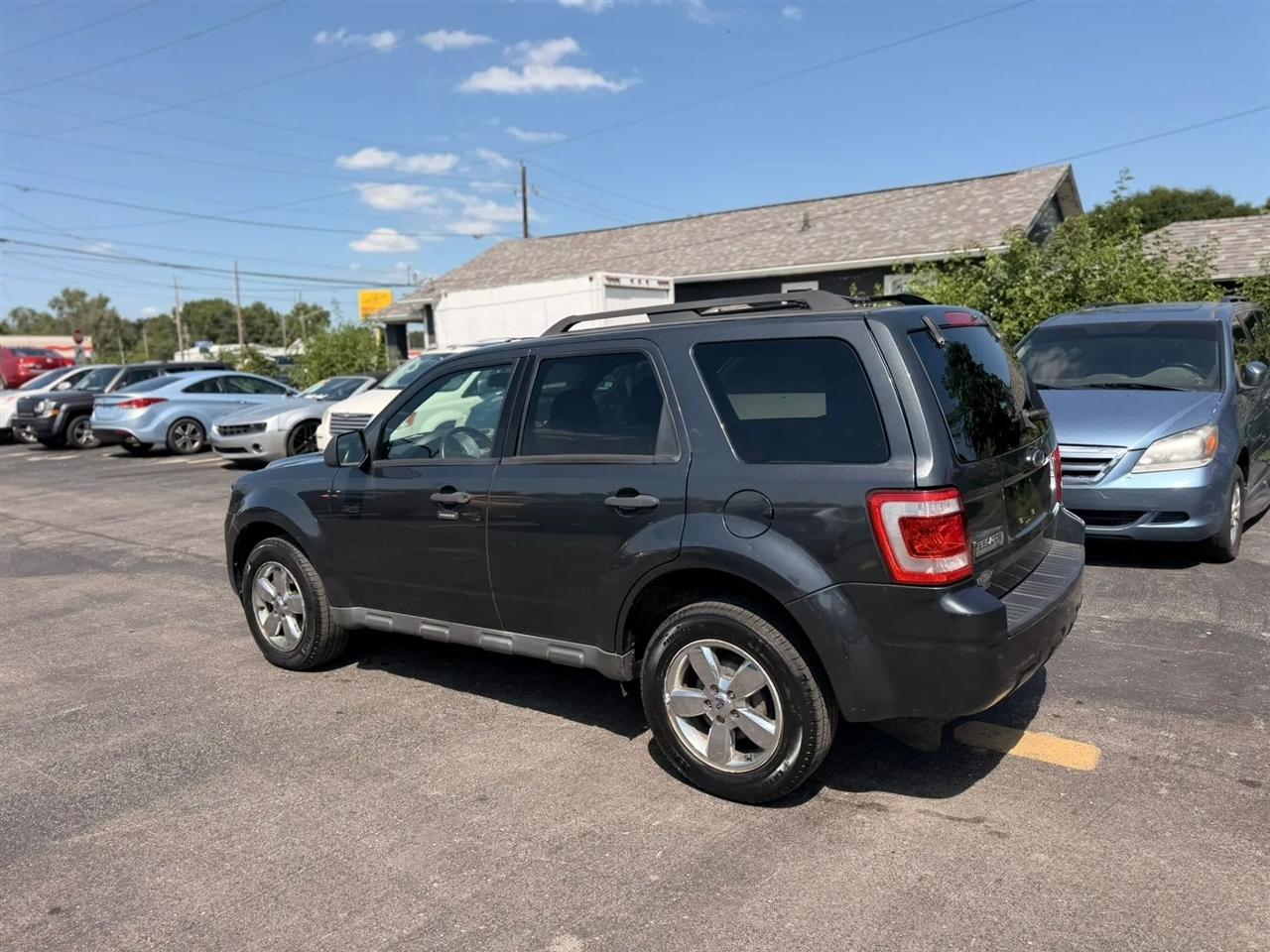 Ford Escape XLT FWD V6 2009