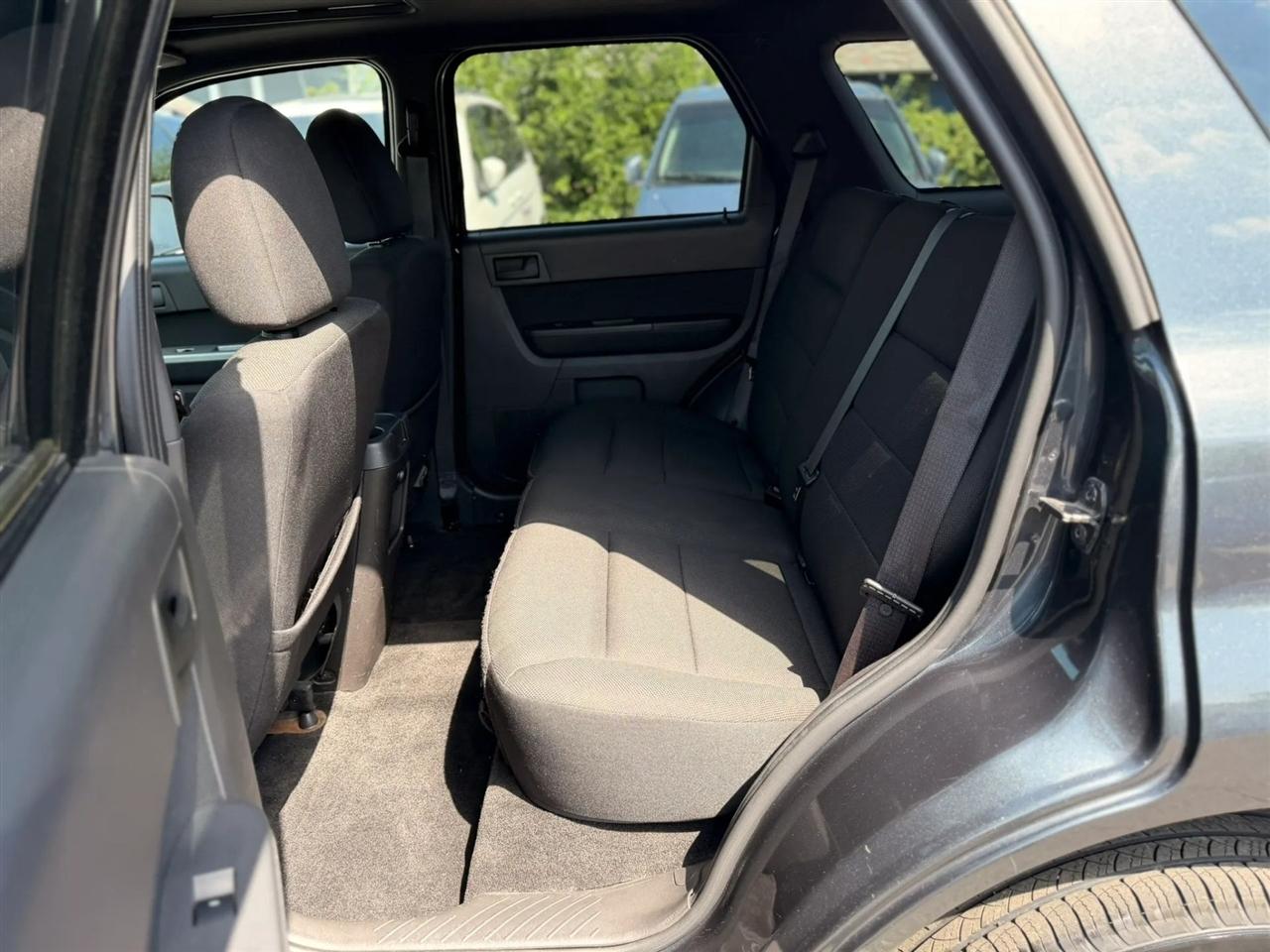 Ford Escape XLT FWD V6 2009