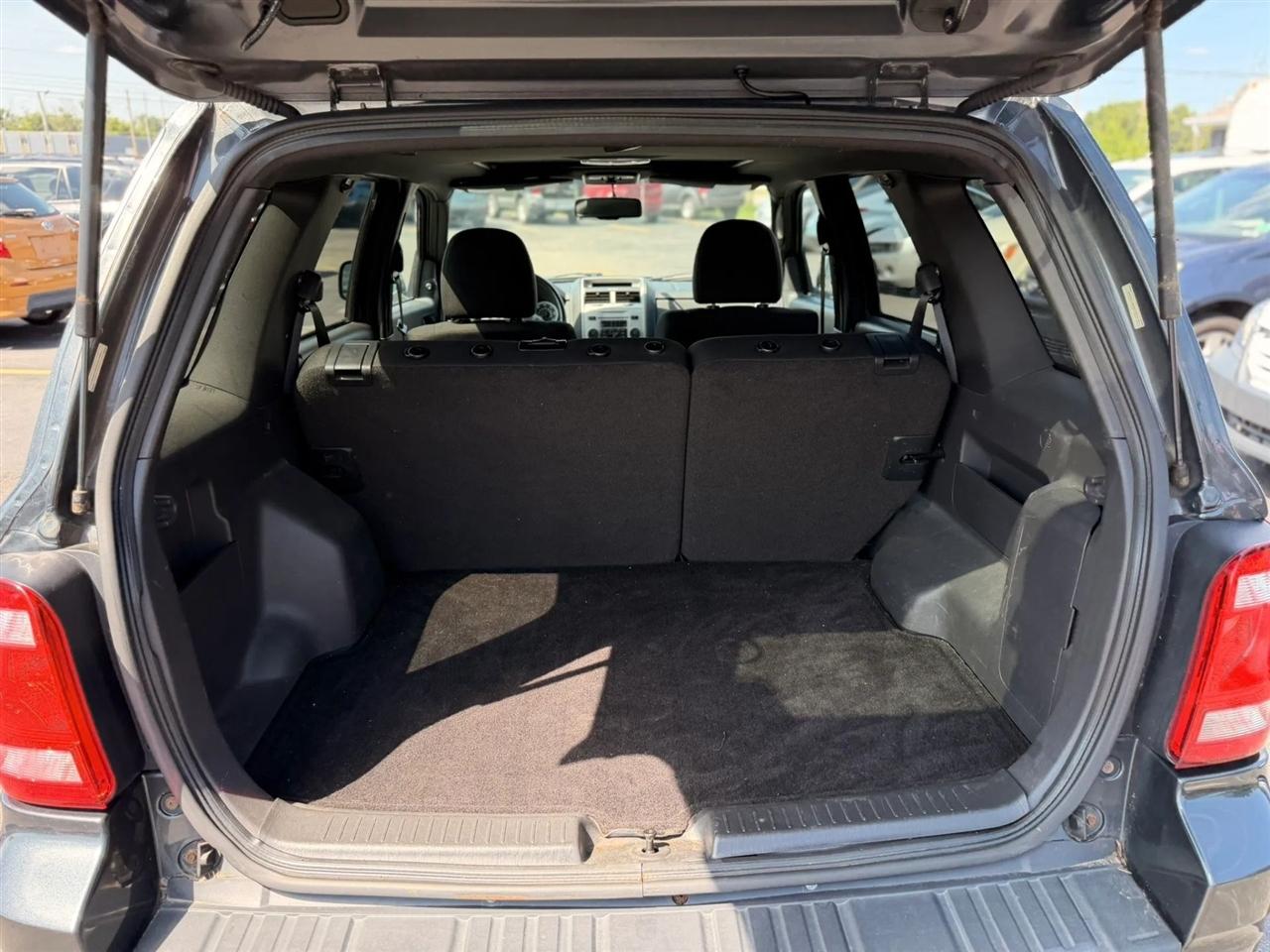 Ford Escape XLT FWD V6 2009