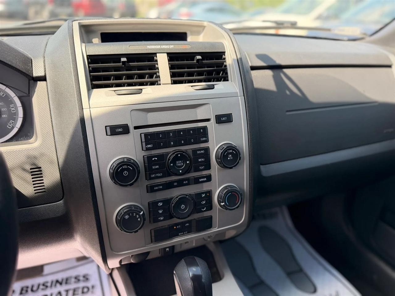 Ford Escape XLT FWD V6 2009