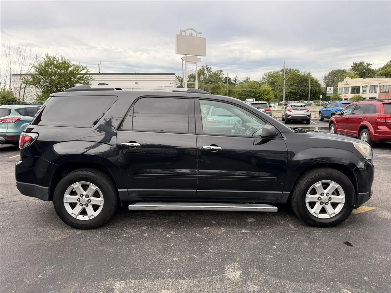 GMC Acadia SLE-2 FWD 2013