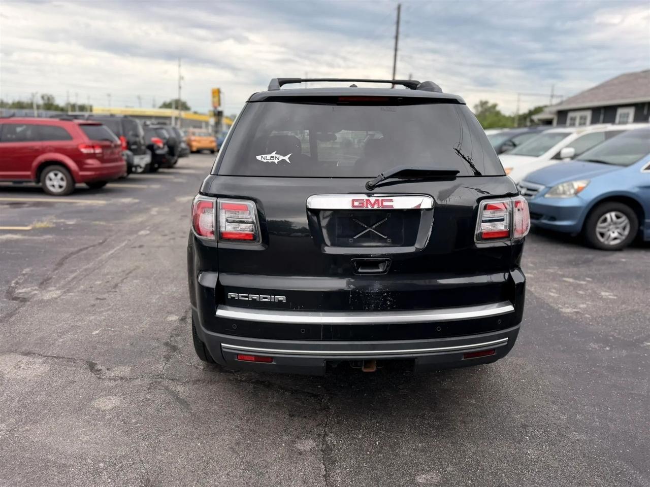 GMC Acadia SLE-2 FWD 2013