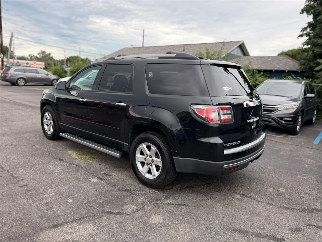 GMC Acadia SLE-2 FWD 2013