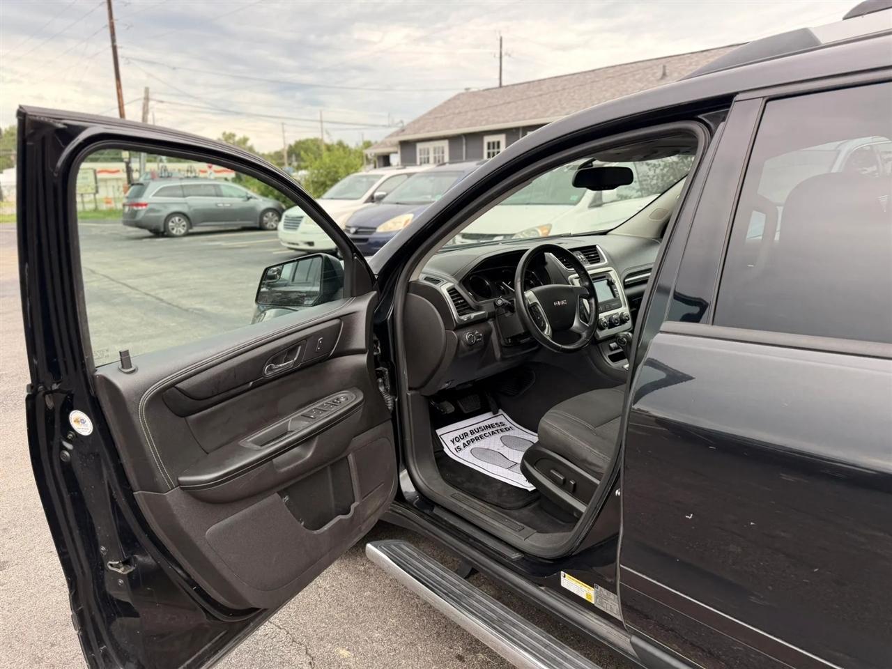 GMC Acadia SLE-2 FWD 2013