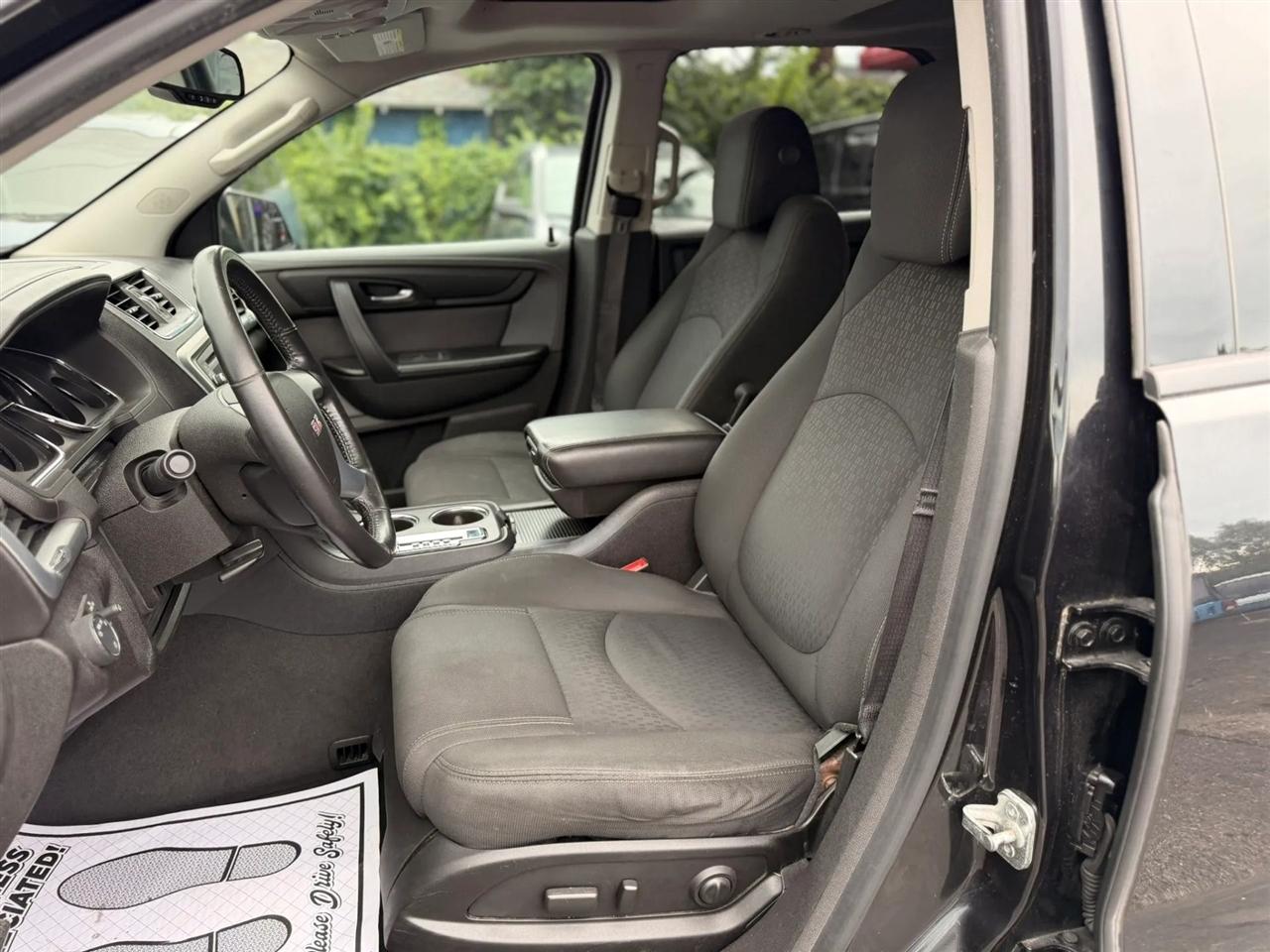 GMC Acadia SLE-2 FWD 2013