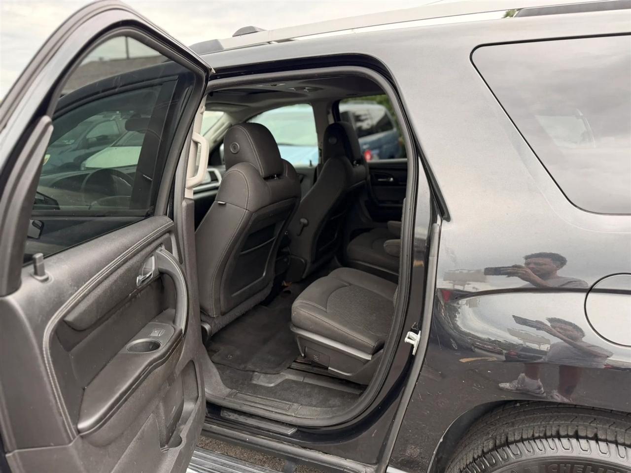 GMC Acadia SLE-2 FWD 2013