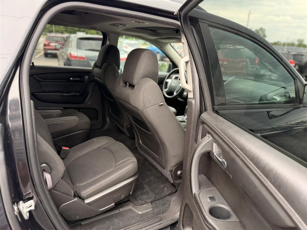GMC Acadia SLE-2 FWD 2013