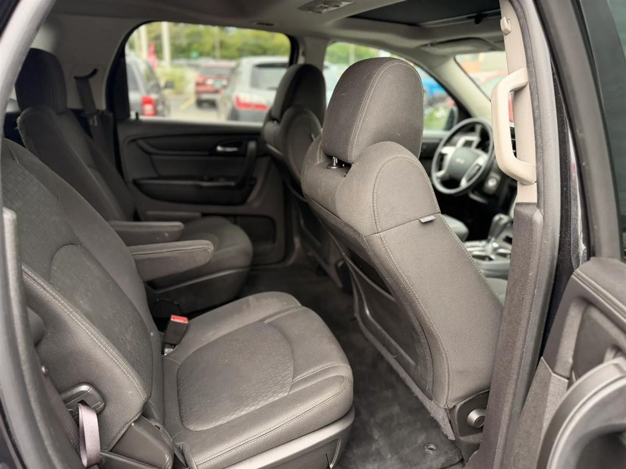 GMC Acadia SLE-2 FWD 2013