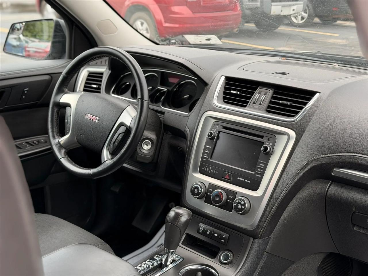 GMC Acadia SLE-2 FWD 2013