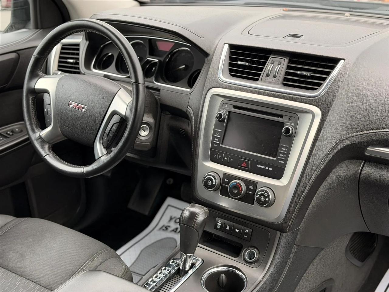 GMC Acadia SLE-2 FWD 2013