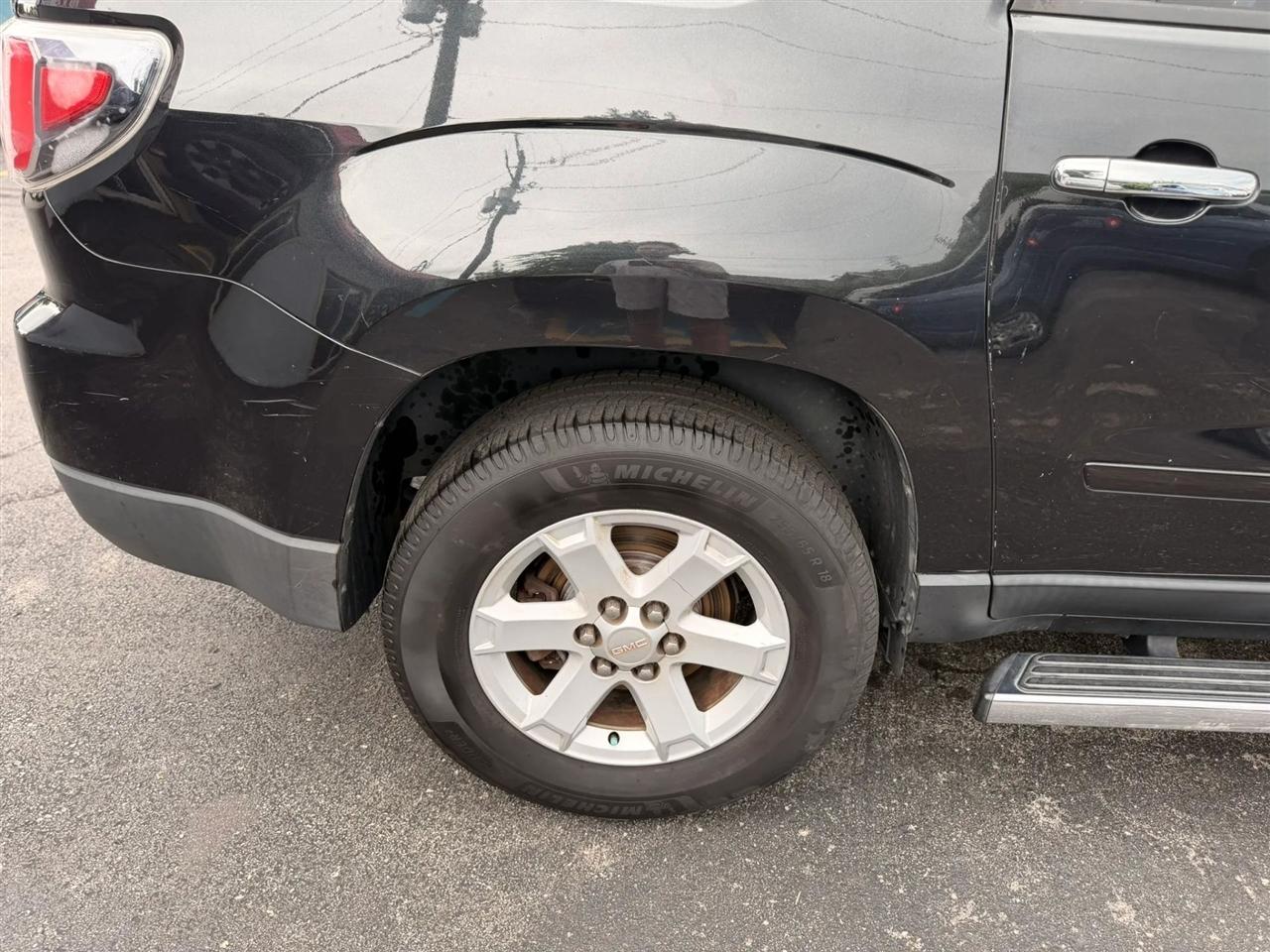 GMC Acadia SLE-2 FWD 2013