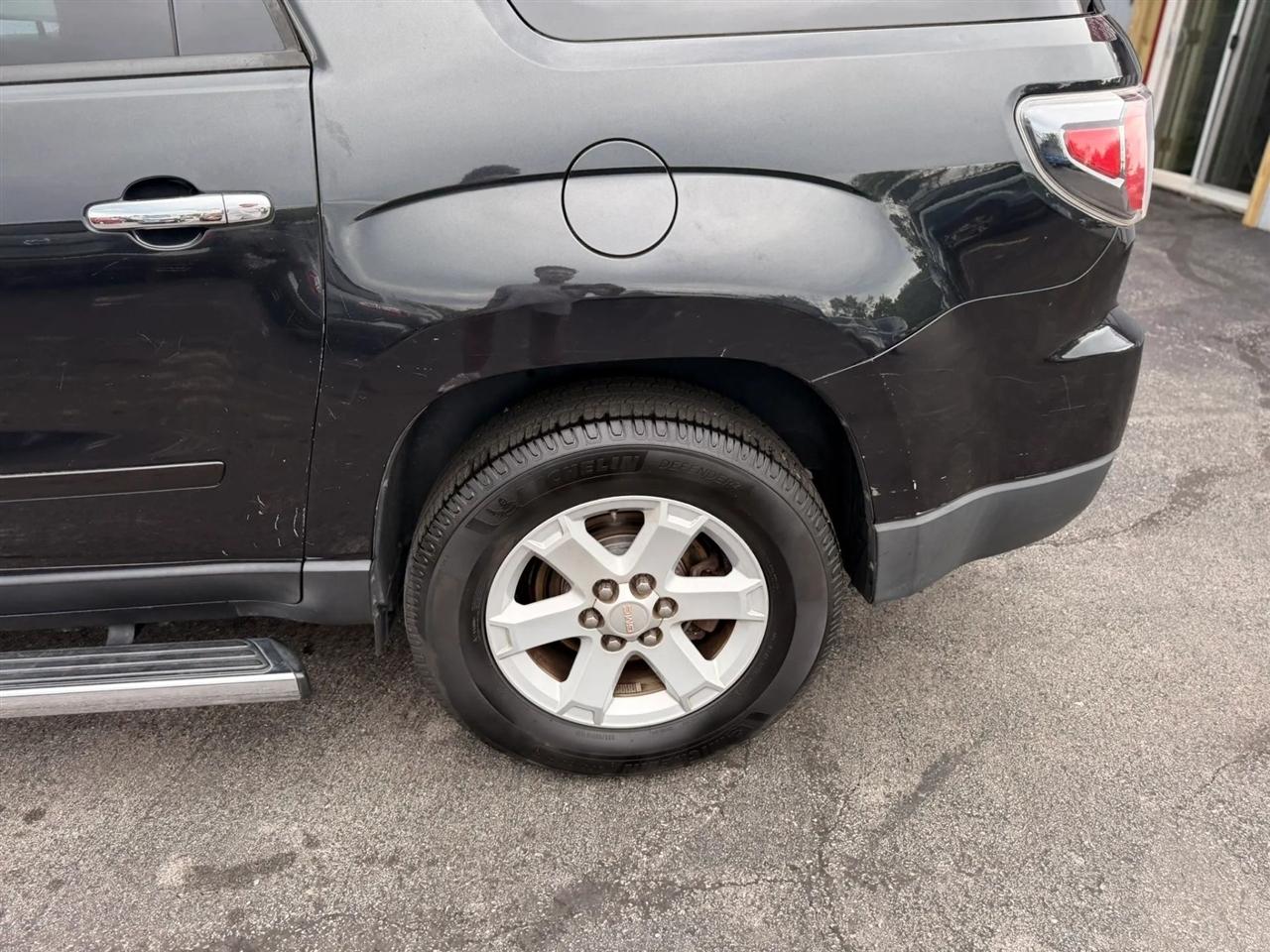 GMC Acadia SLE-2 FWD 2013