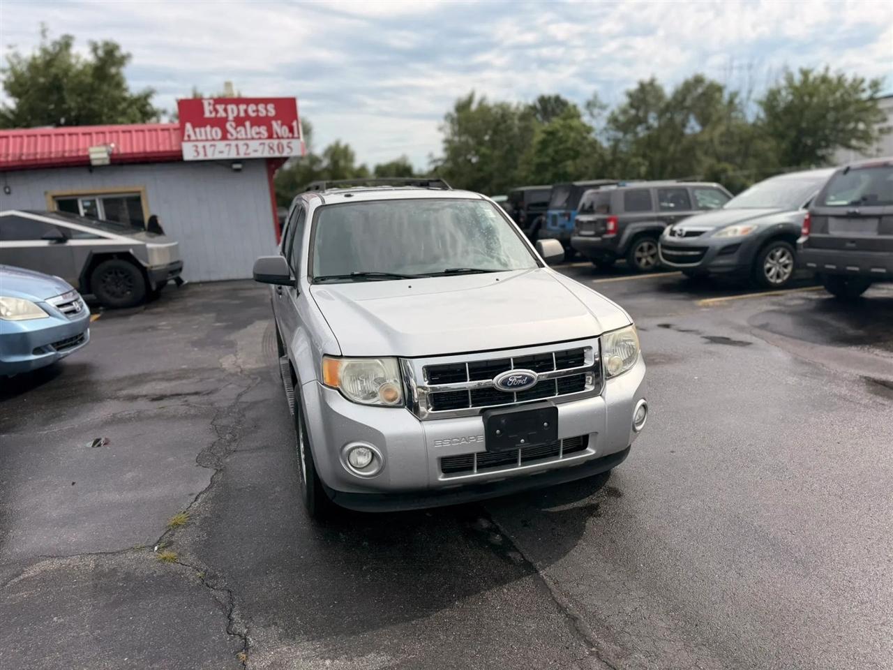 Ford Escape XLT FWD 2010