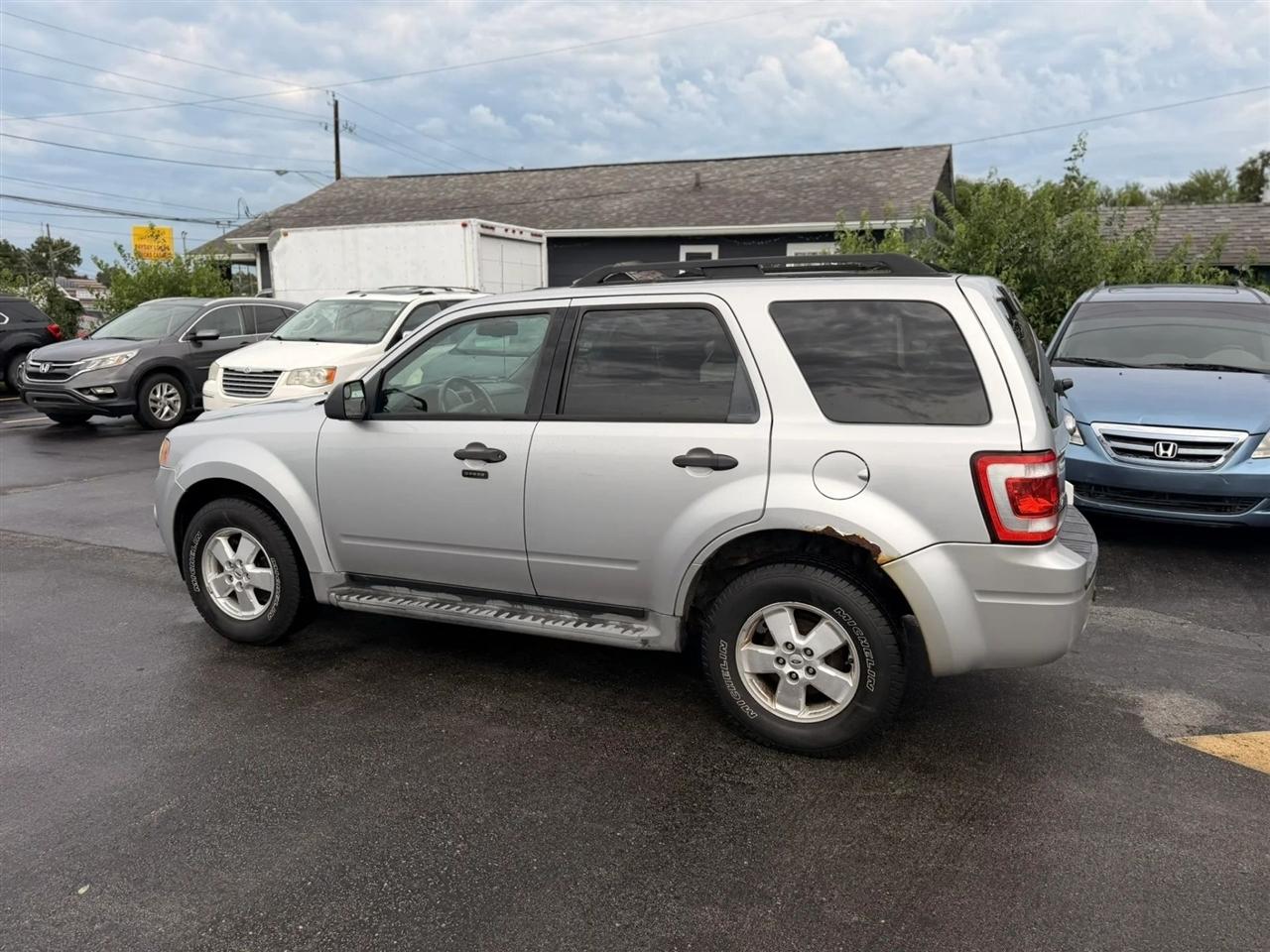Ford Escape XLT FWD 2010