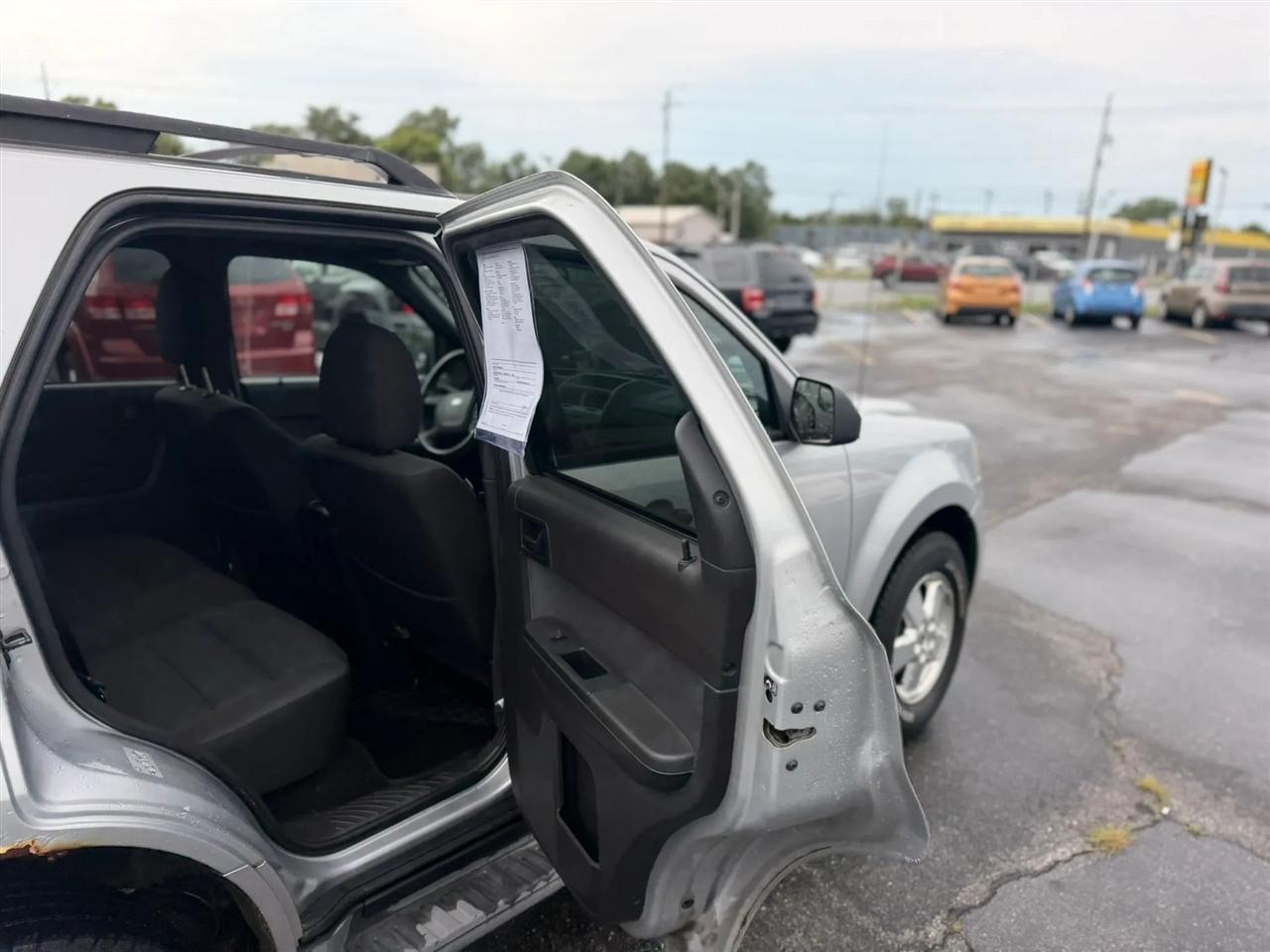 Ford Escape XLT FWD 2010