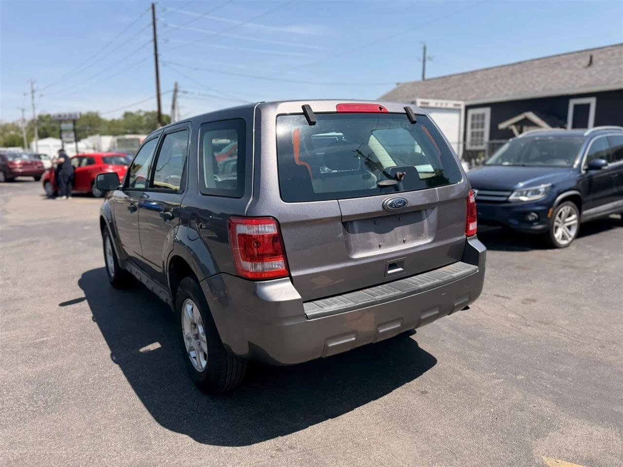 Ford Escape XLS FWD 2012