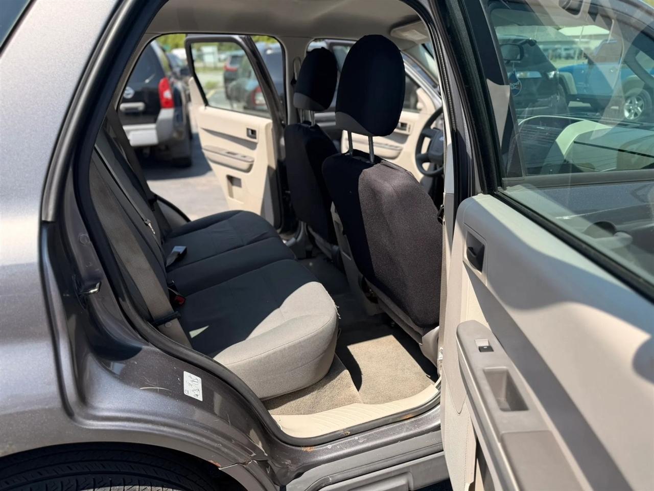 Ford Escape XLS FWD 2012
