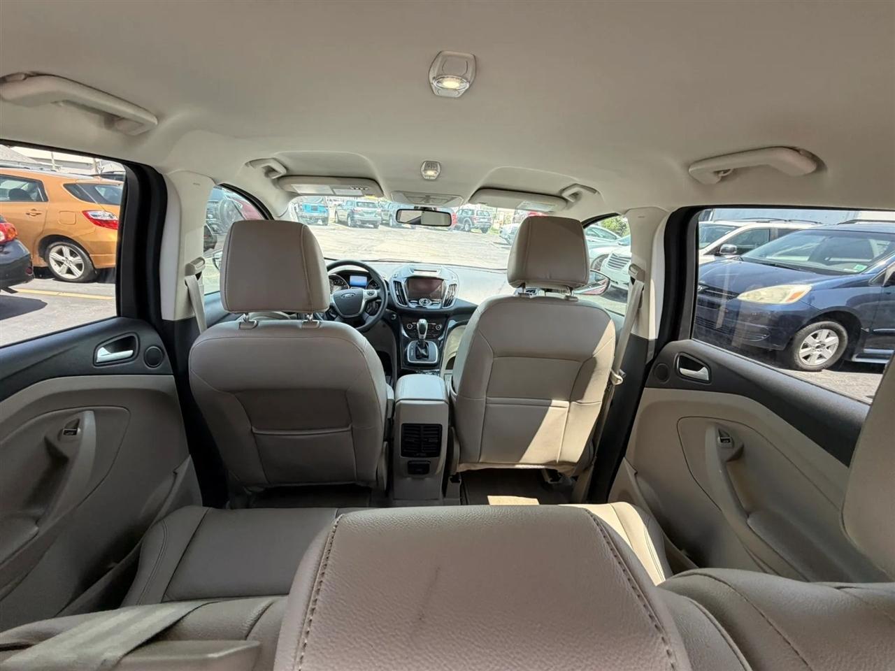 Ford Escape Titanium FWD 2014