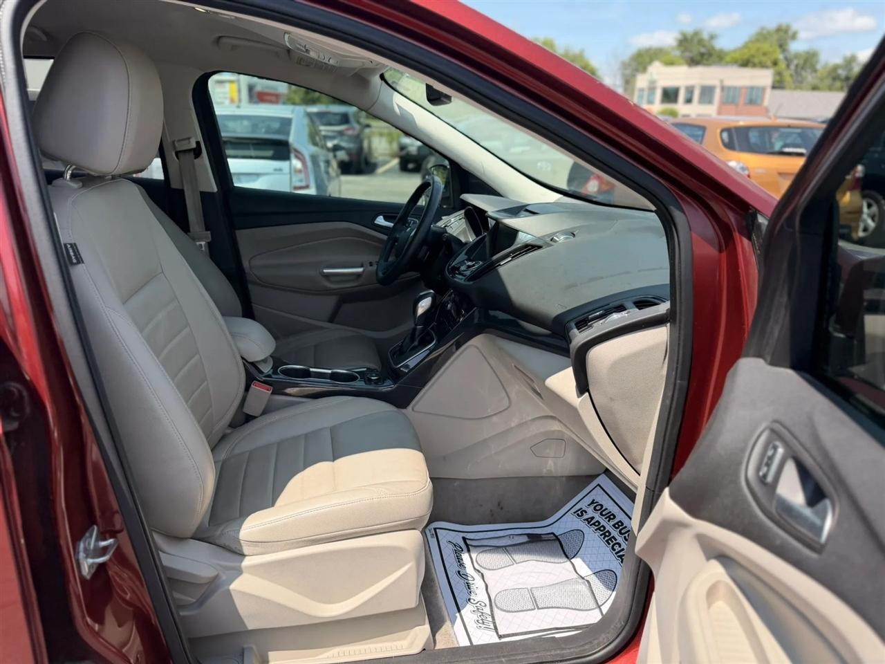 Ford Escape Titanium FWD 2014