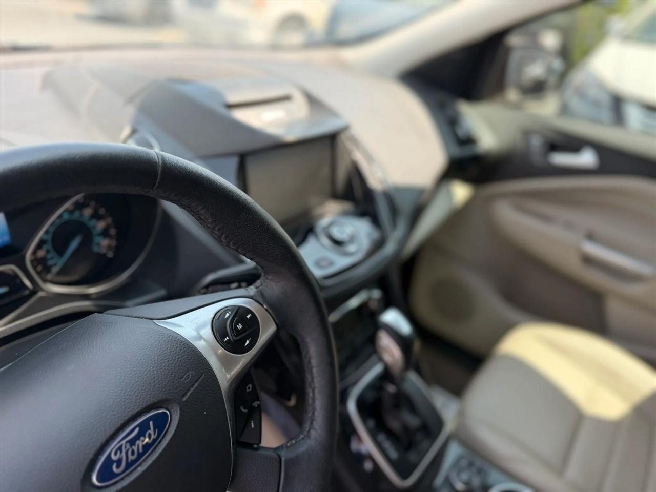 Ford Escape Titanium FWD 2014