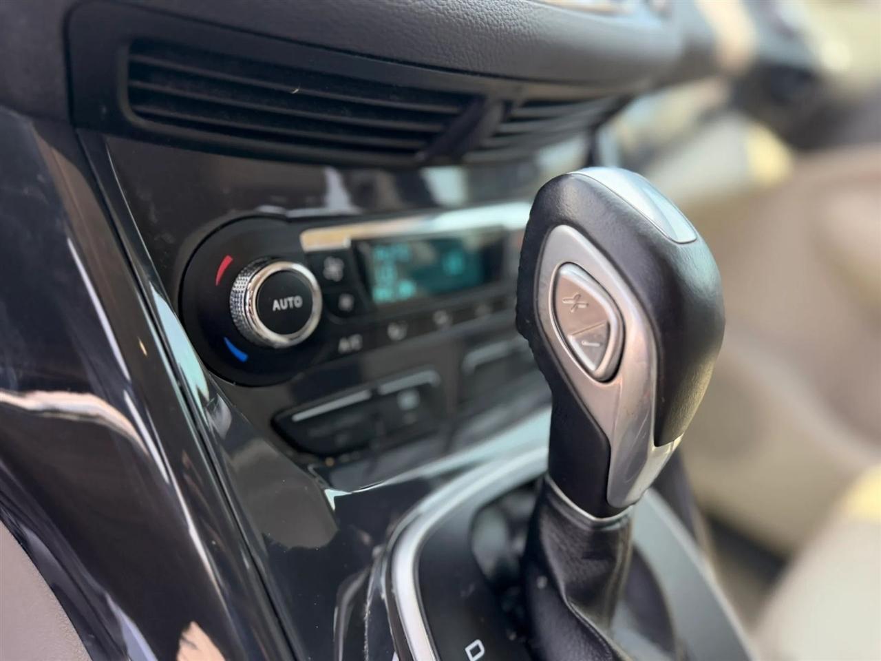 Ford Escape Titanium FWD 2014