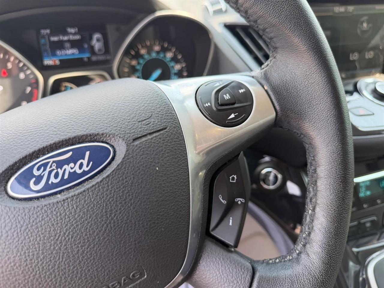 Ford Escape Titanium FWD 2014