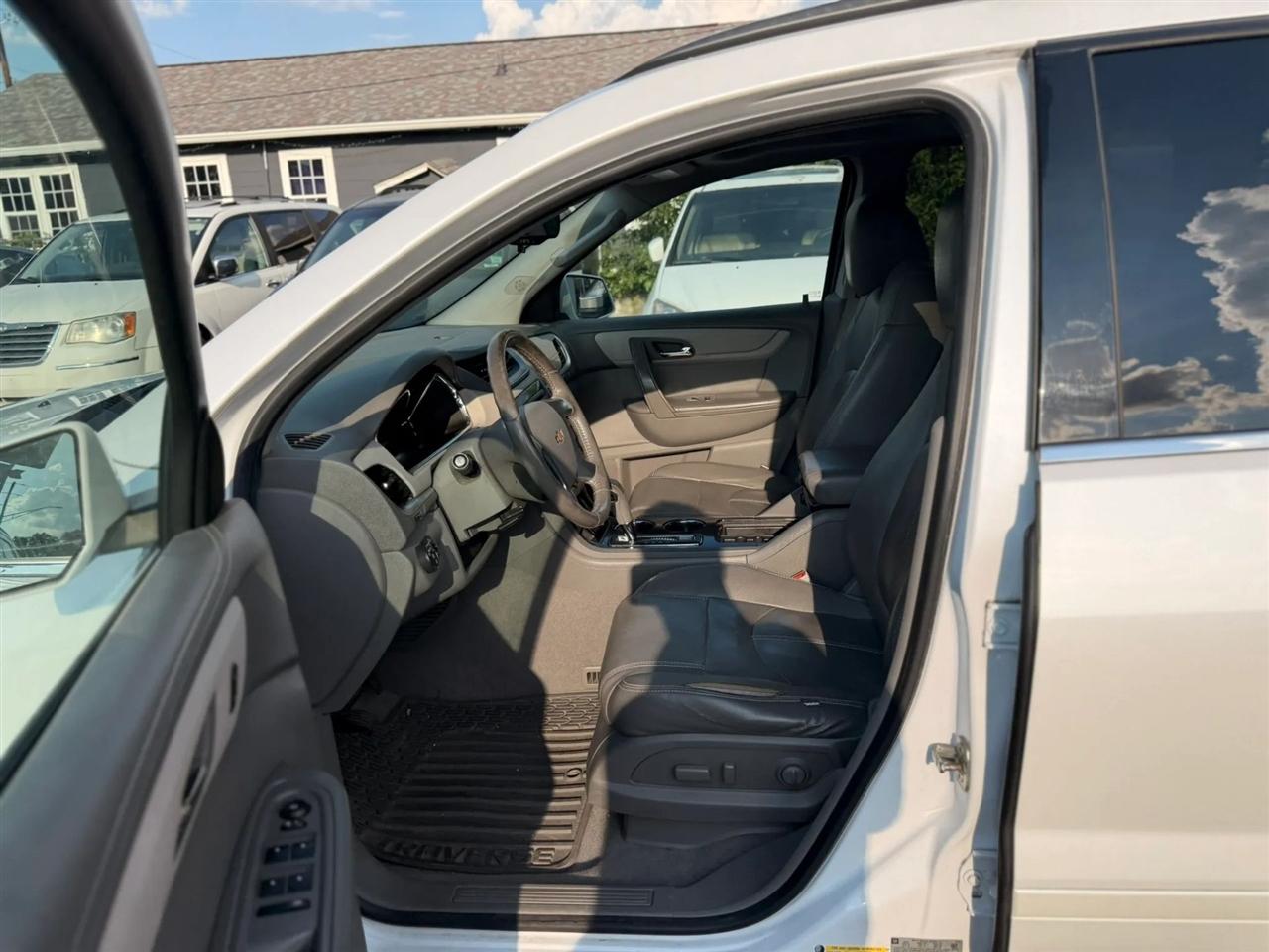 Chevrolet Traverse 1LT FWD 2016