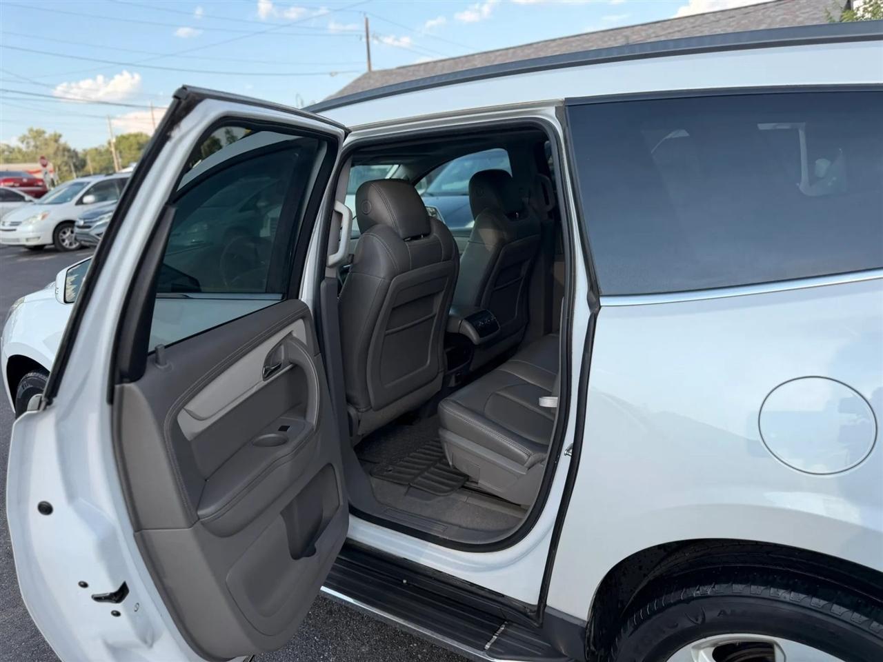 Chevrolet Traverse 1LT FWD 2016