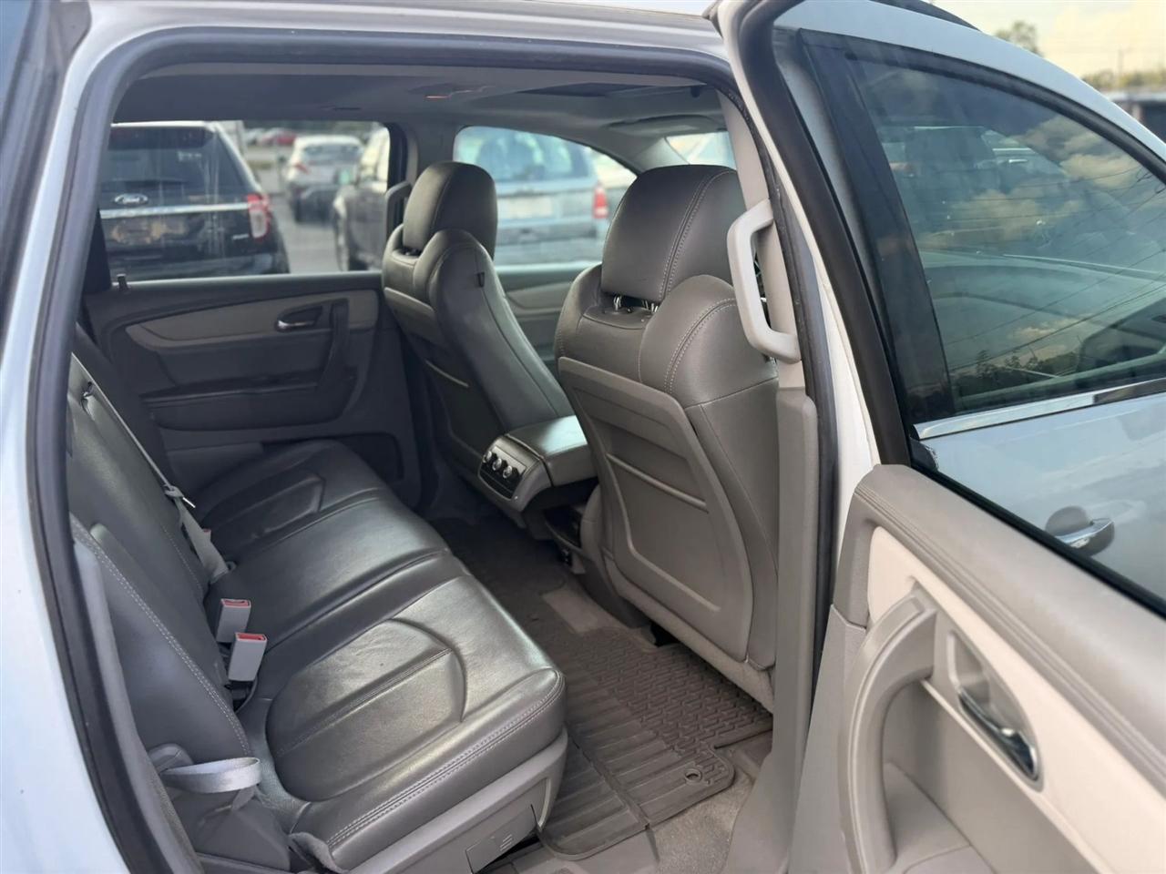 Chevrolet Traverse 1LT FWD 2016