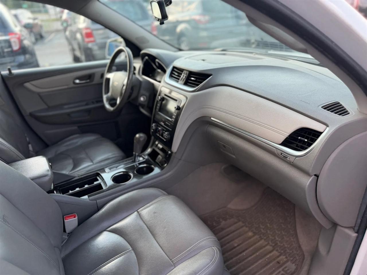 Chevrolet Traverse 1LT FWD 2016