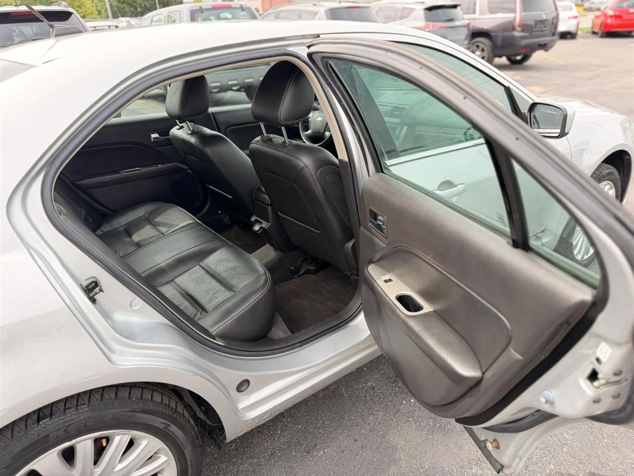 Ford Fusion Hybrid Sedan 2010