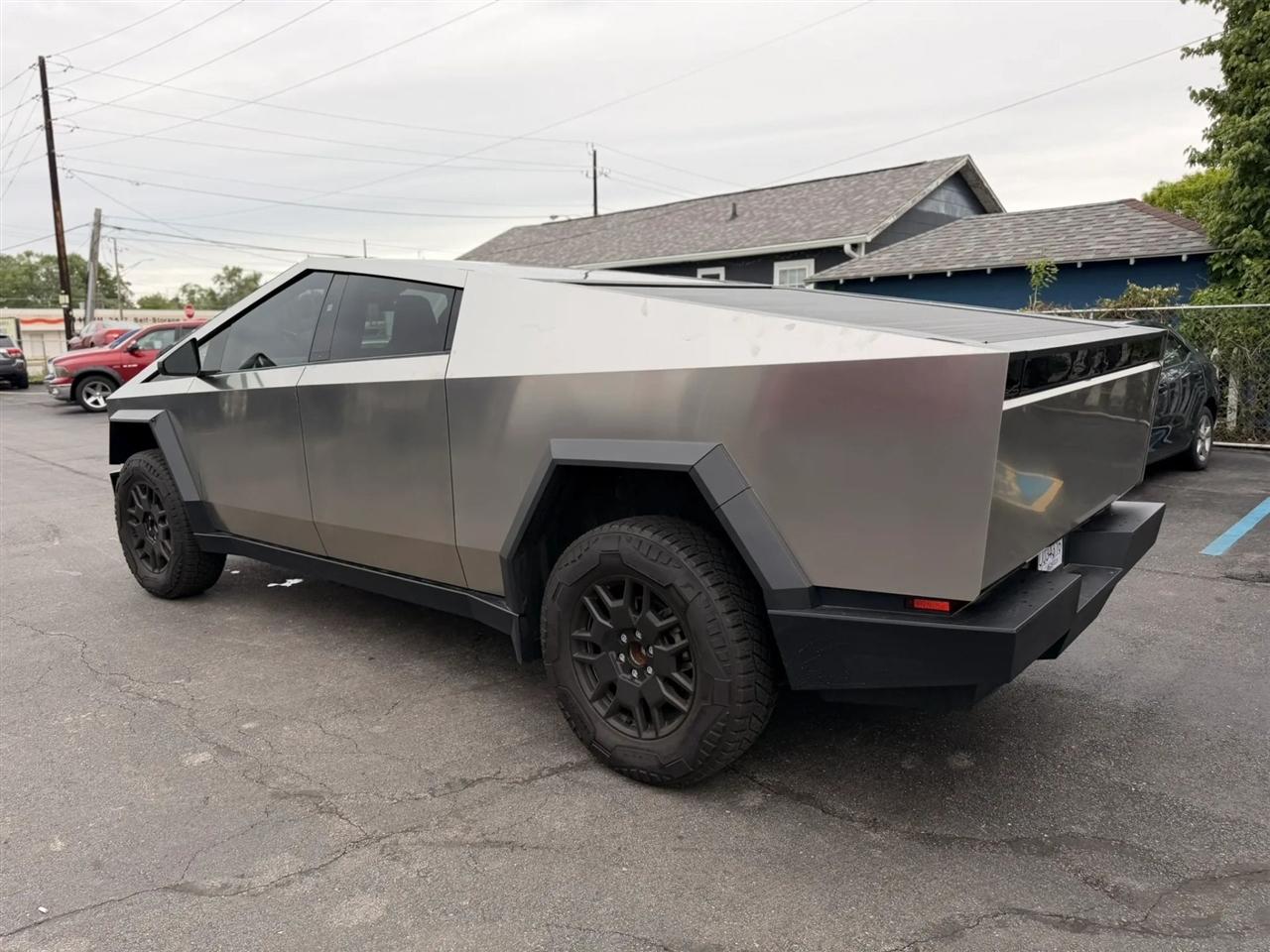 Tesla Cybertruck Base 2024
