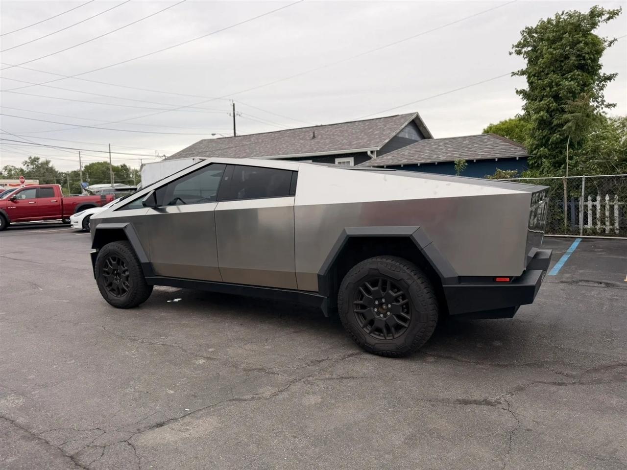 Tesla Cybertruck Base 2024