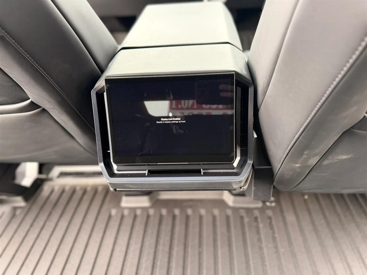 Tesla Cybertruck Base 2024