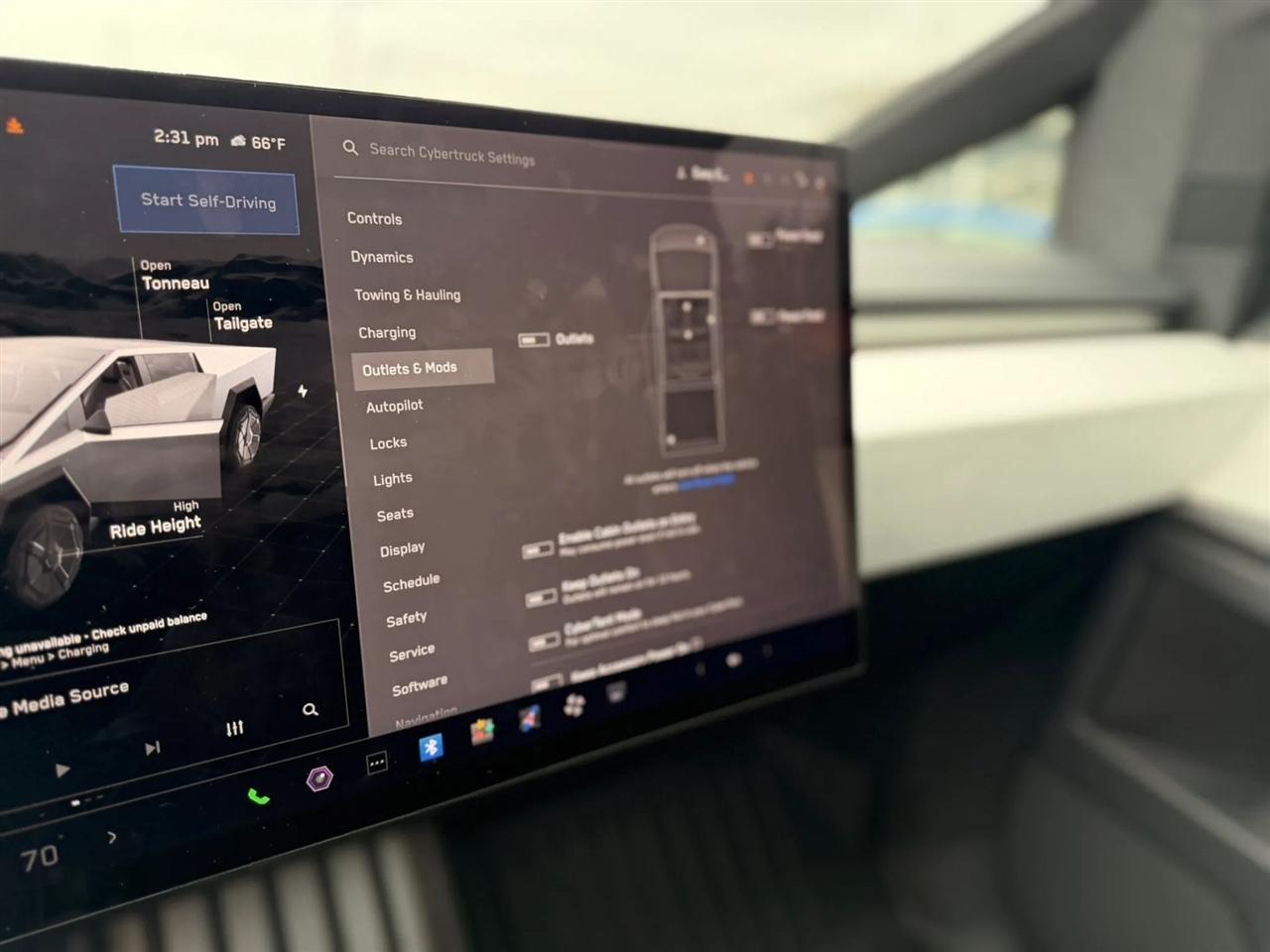 Tesla Cybertruck Base 2024