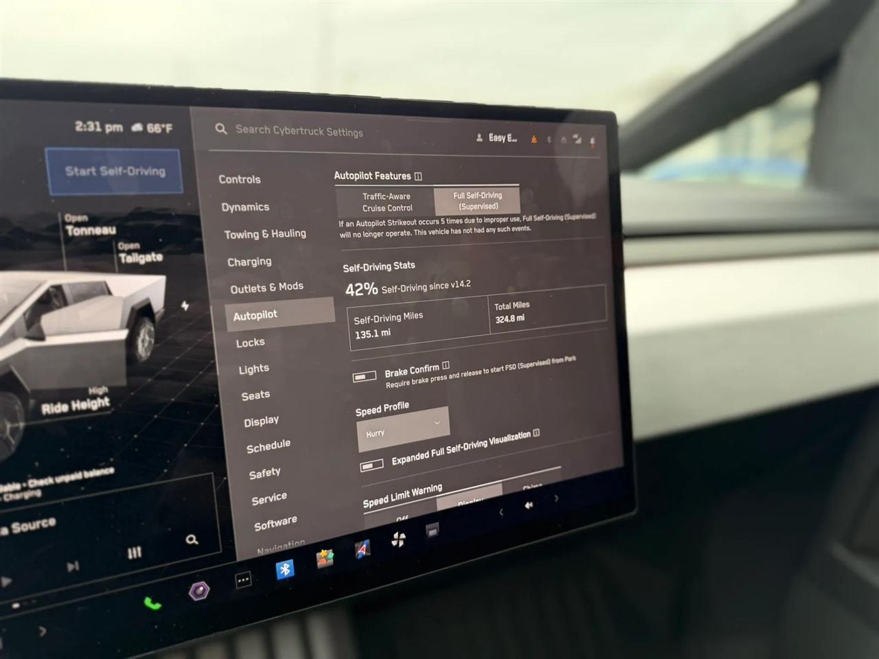 Tesla Cybertruck Base 2024