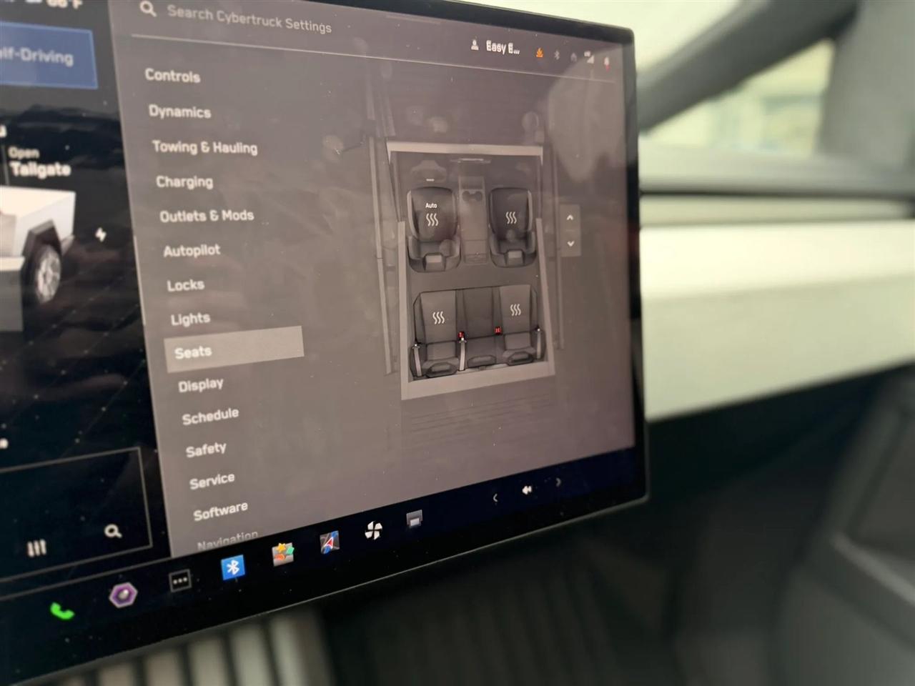 Tesla Cybertruck Base 2024