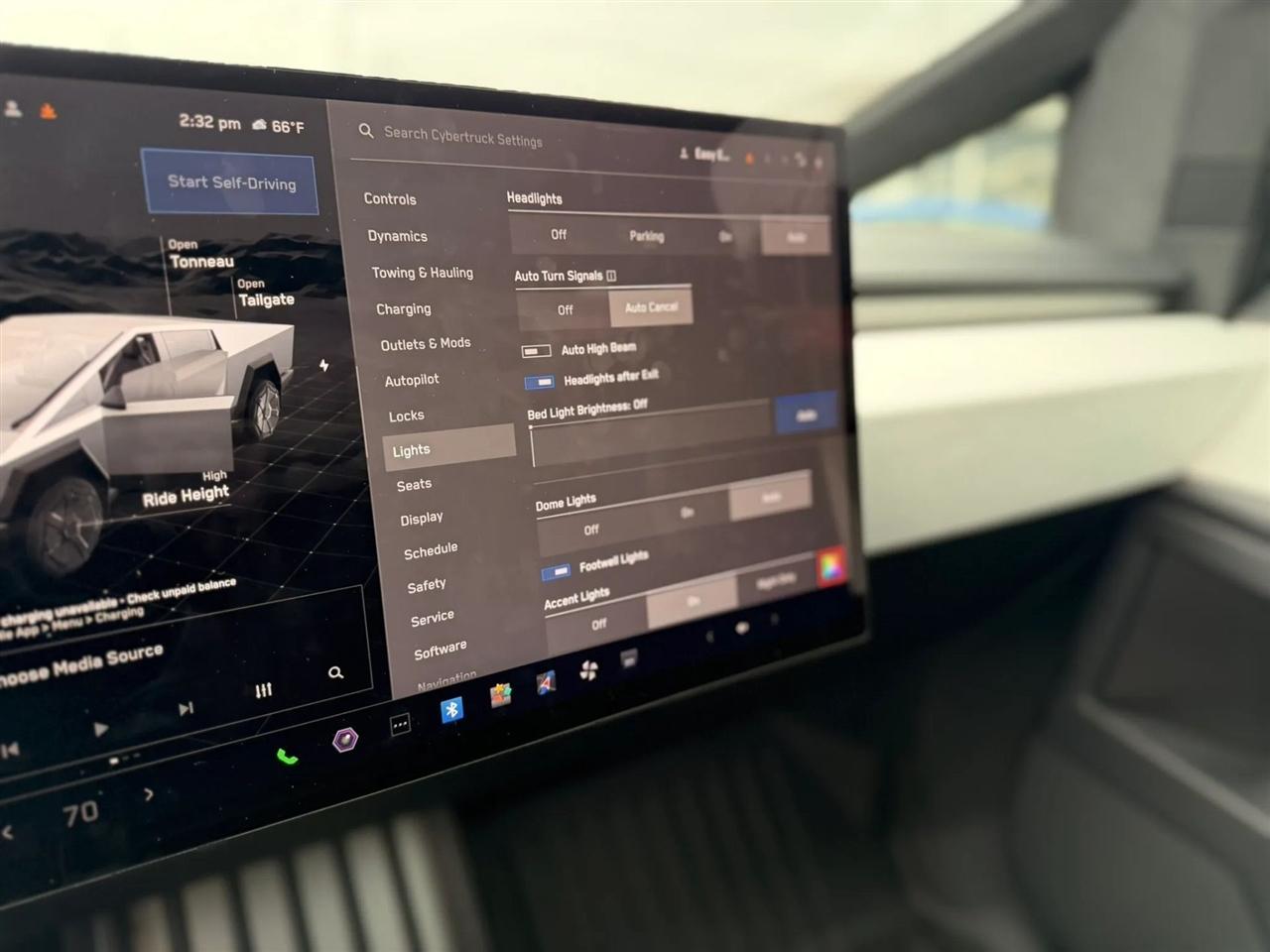 Tesla Cybertruck Base 2024