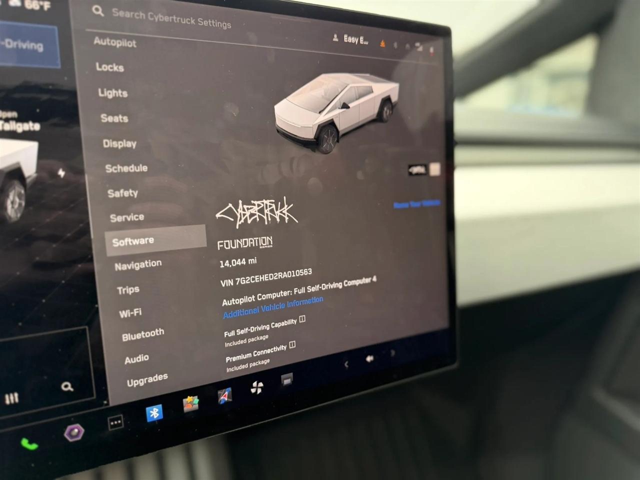 Tesla Cybertruck Base 2024