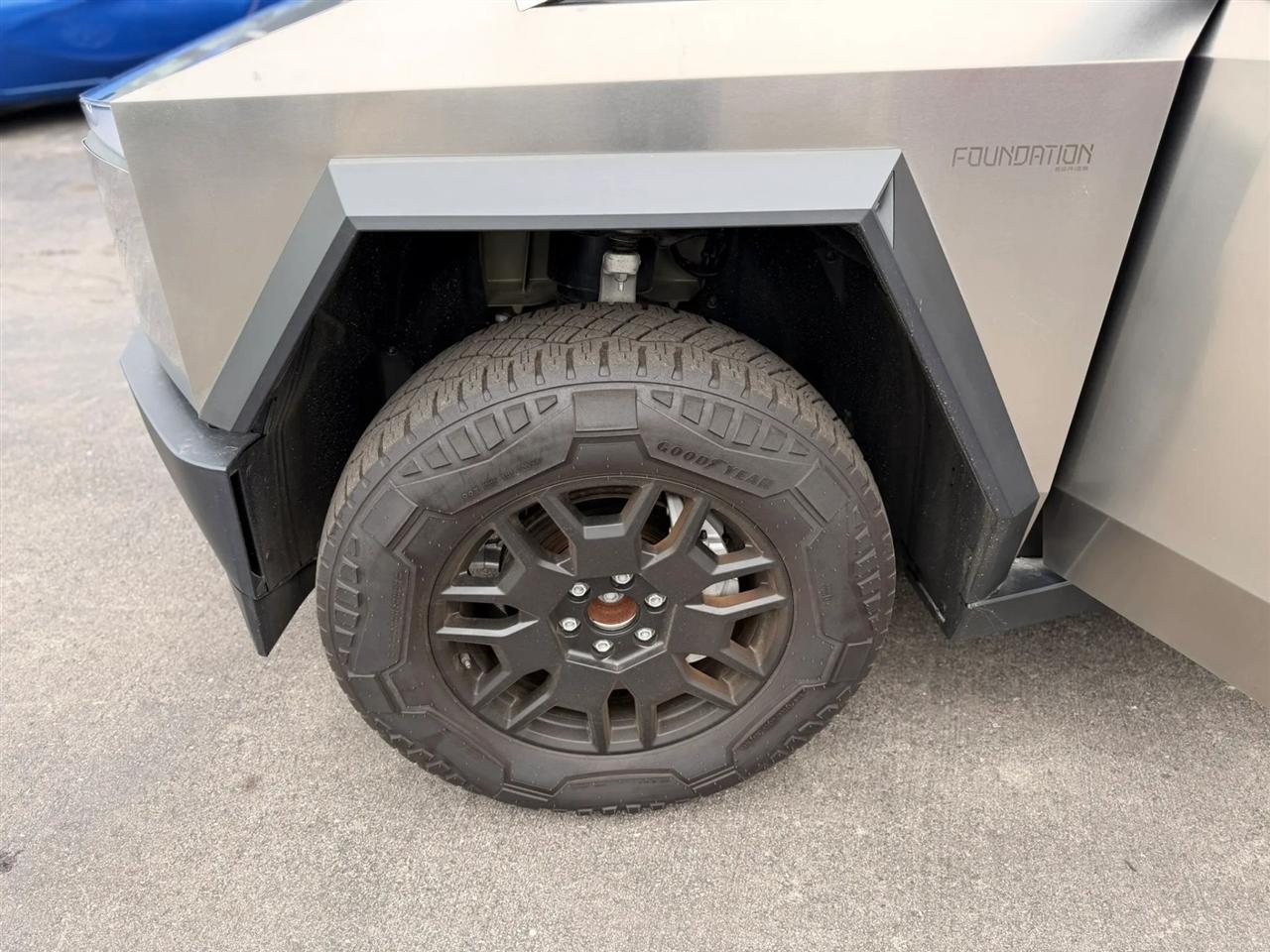 Tesla Cybertruck Base 2024
