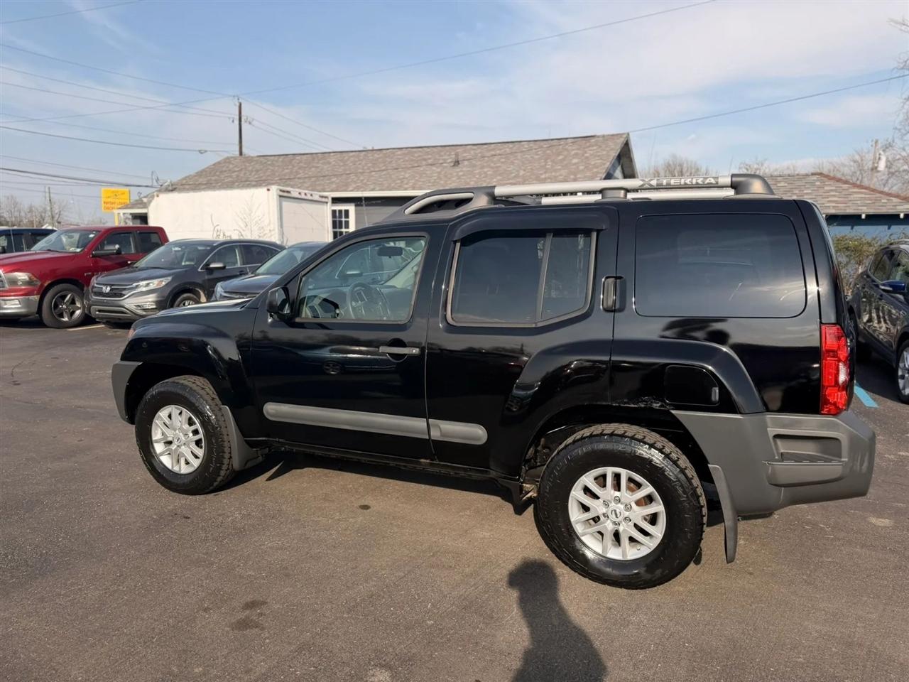 Nissan Xterra X 4WD 2014