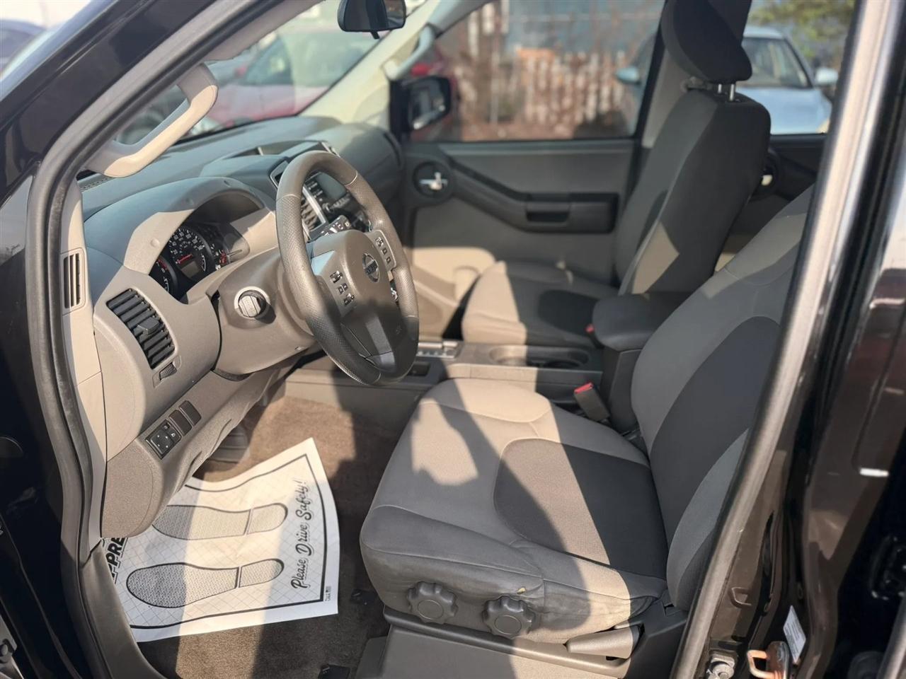 Nissan Xterra X 4WD 2014