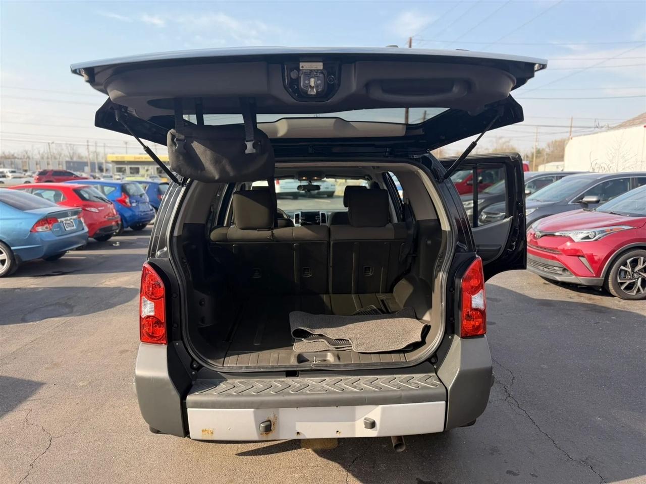 Nissan Xterra X 4WD 2014