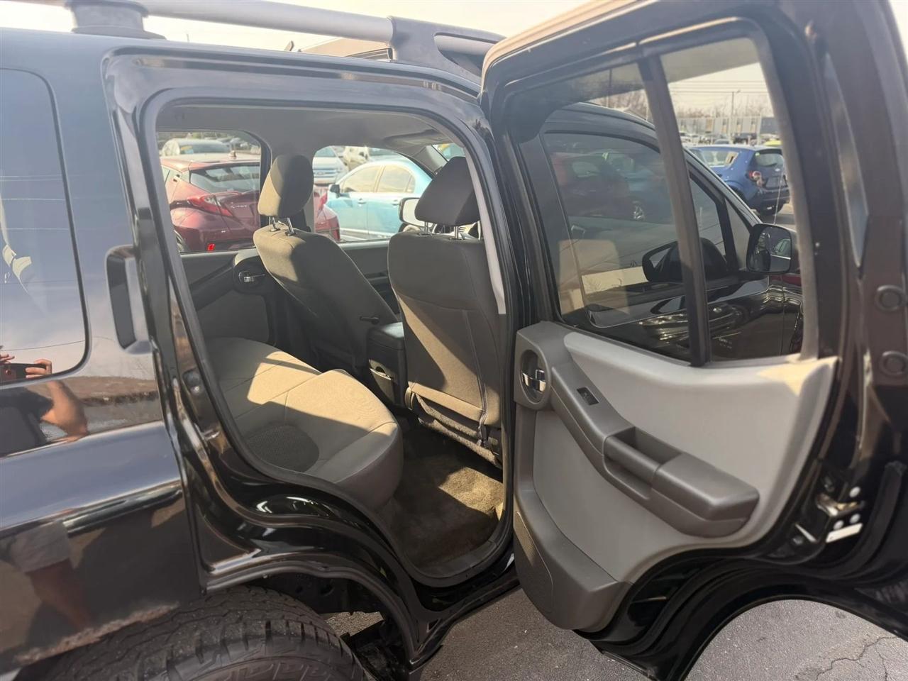 Nissan Xterra X 4WD 2014