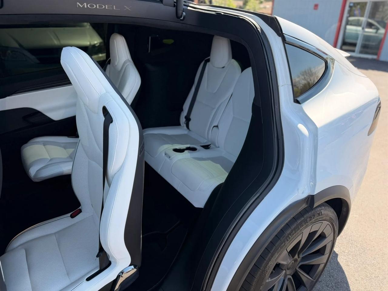 Tesla Model X Base 2022