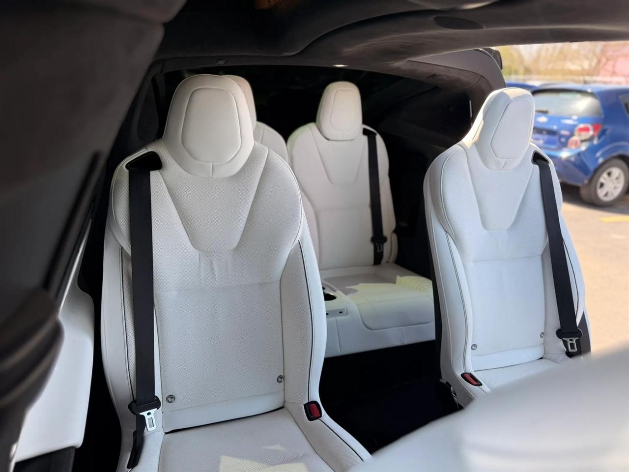 Tesla Model X Base 2022