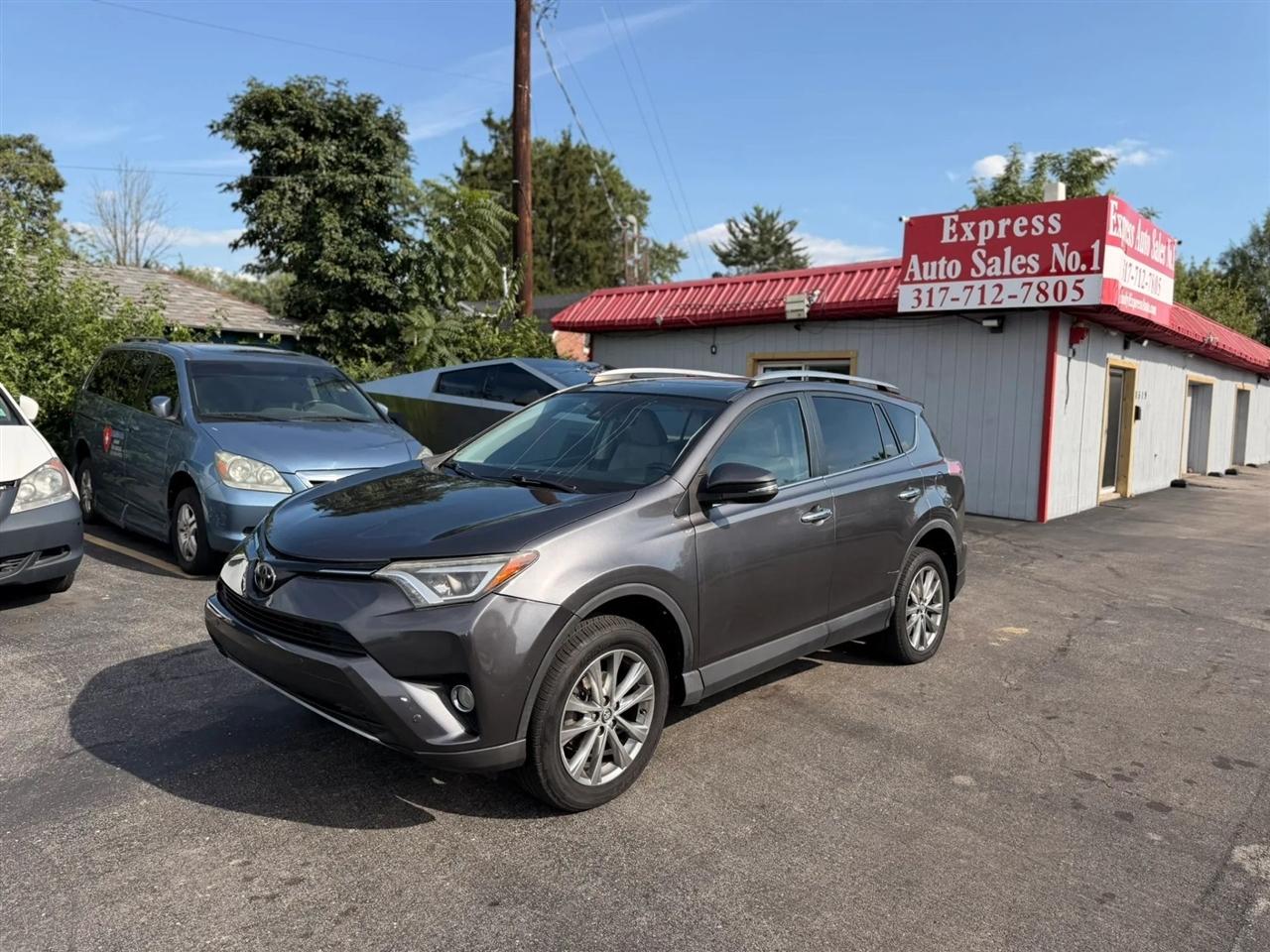 Toyota RAV4 Limited AWD 2017